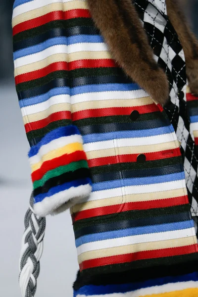Look 145